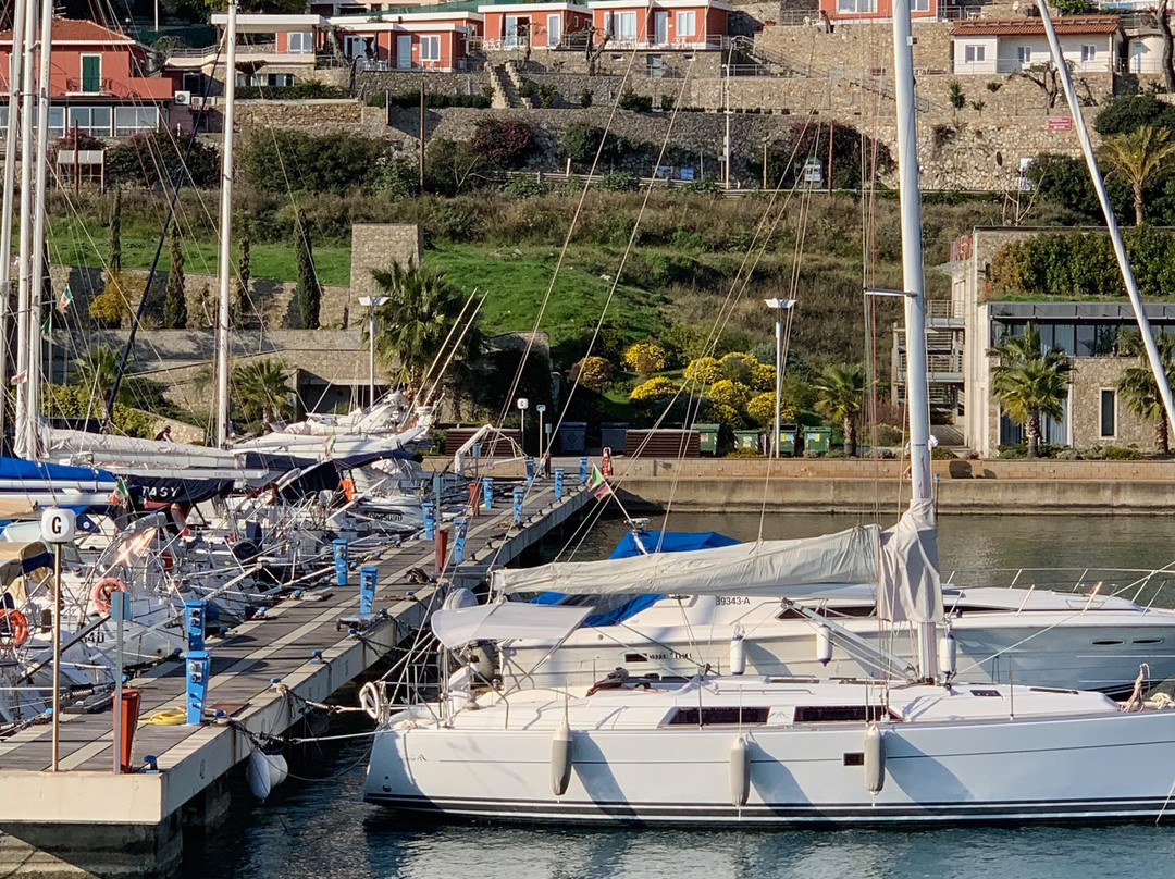 Baia dei Gabbiani主图