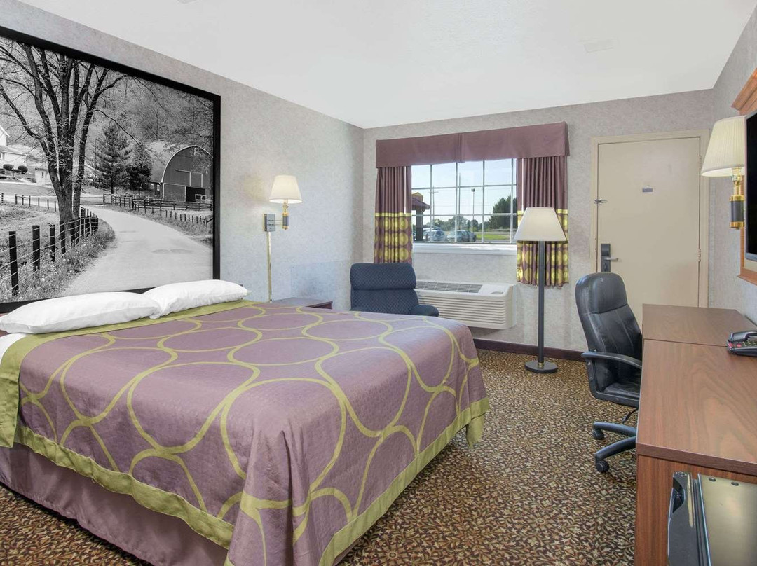 Super 8 by Wyndham Ashland主图