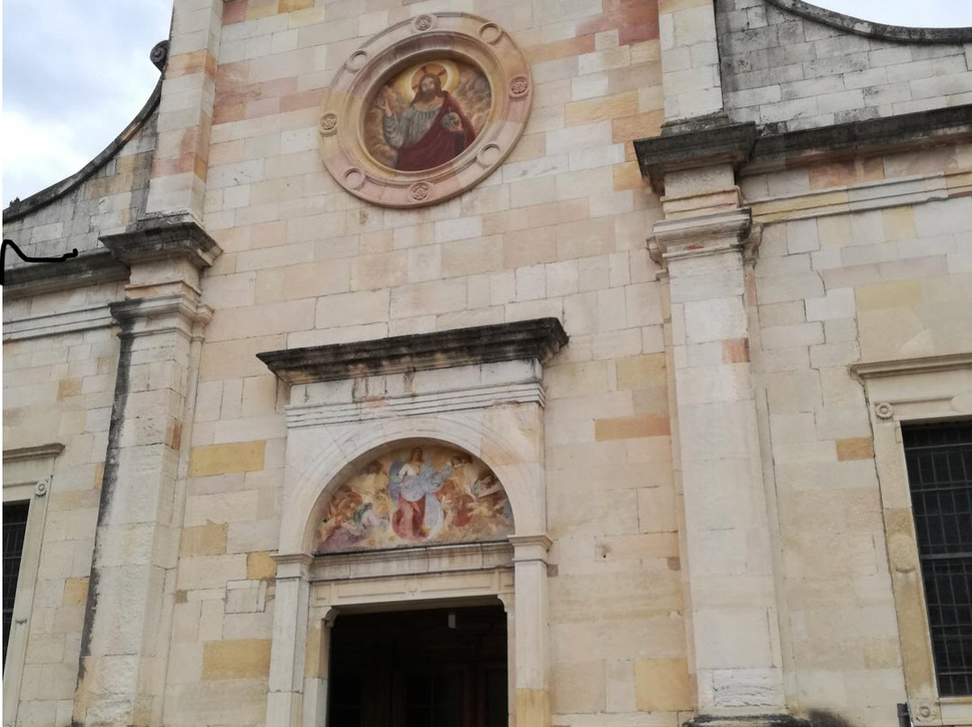Chiesa Parrocchiale Santa Maria Assunta-Angera必去景点