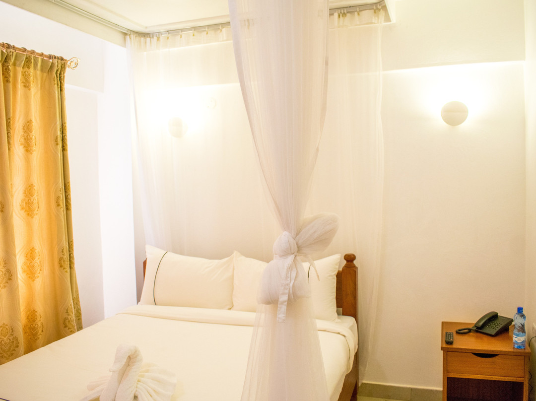 Shadenet Hotel主图