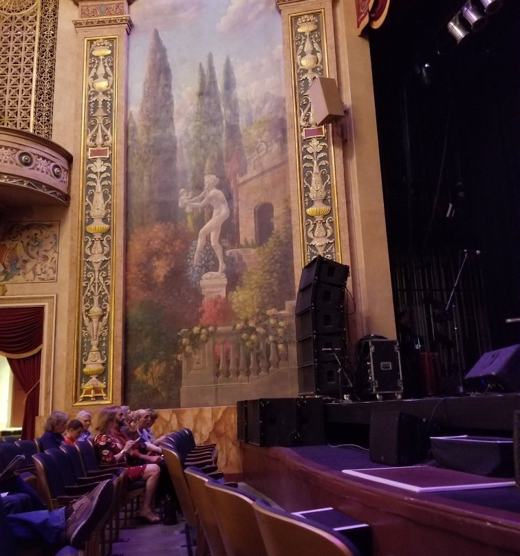 Ritz Theater-Tiffin必去景点