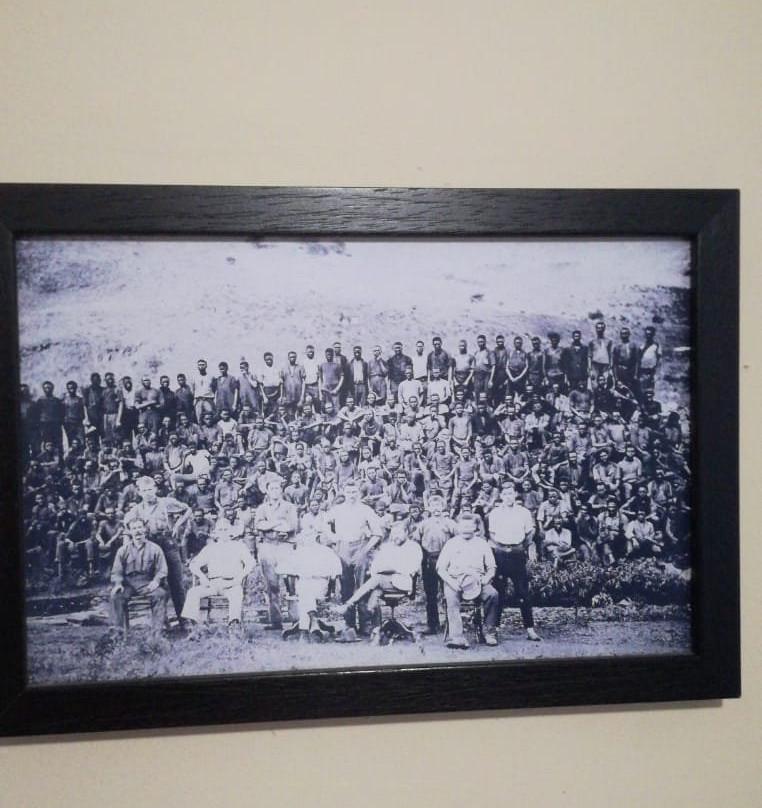 Log Cabin & Settlers Village主图