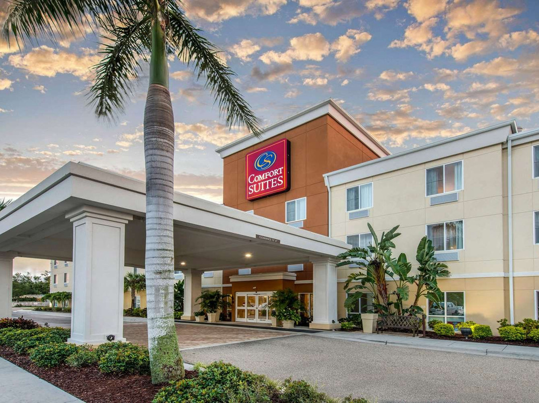 Comfort Suites Sarasota-Siesta Key主图