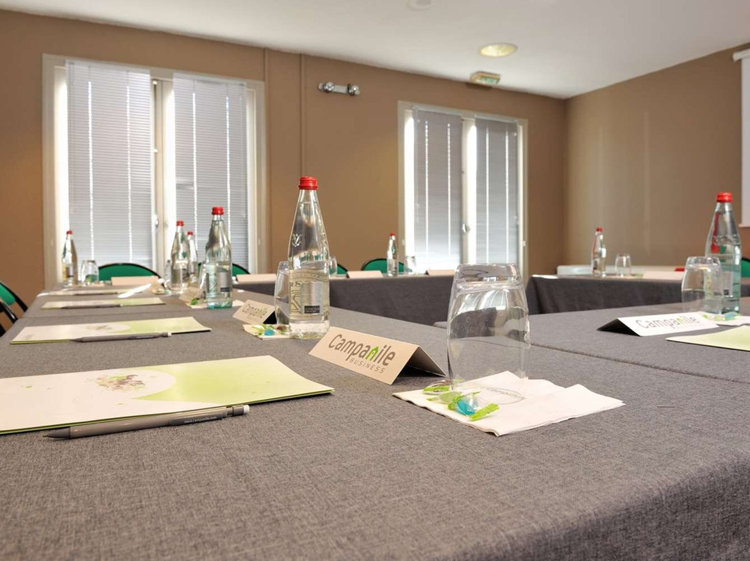 Hotel Campanile Bourg En Bresse Viriat主图