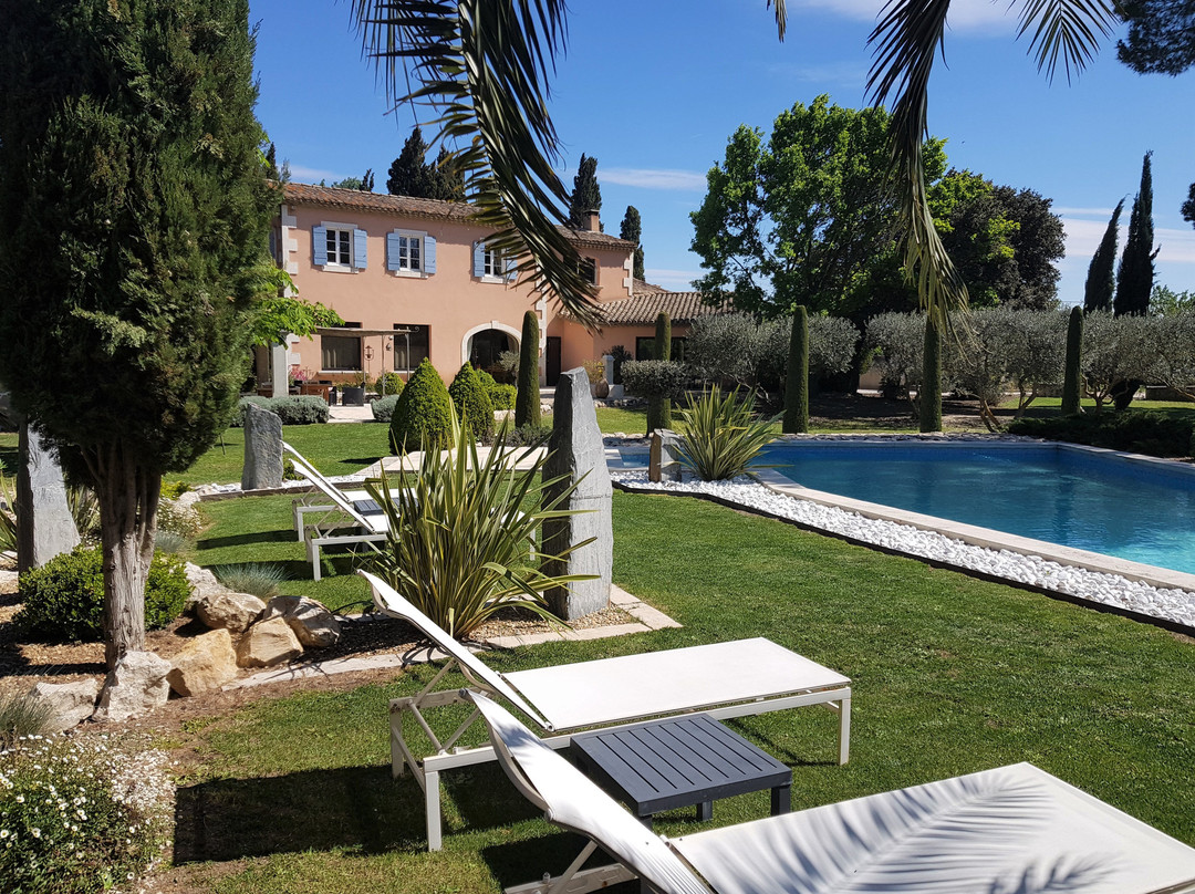 Graveson酒店住宿-Le Clos Des Cyprès B&B