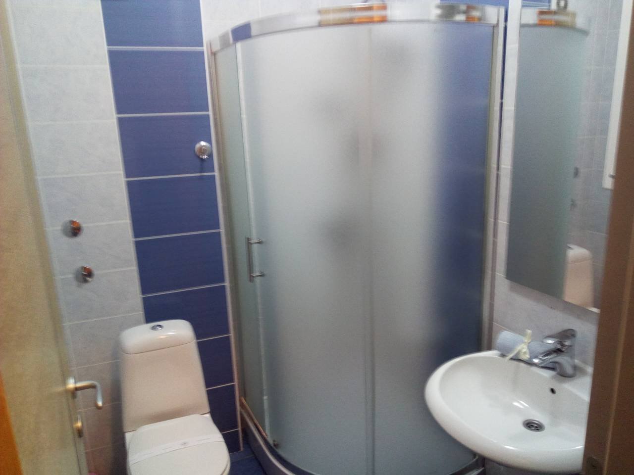 Bed & Breakfast Zmajevo Gnezdo 021-浴室
