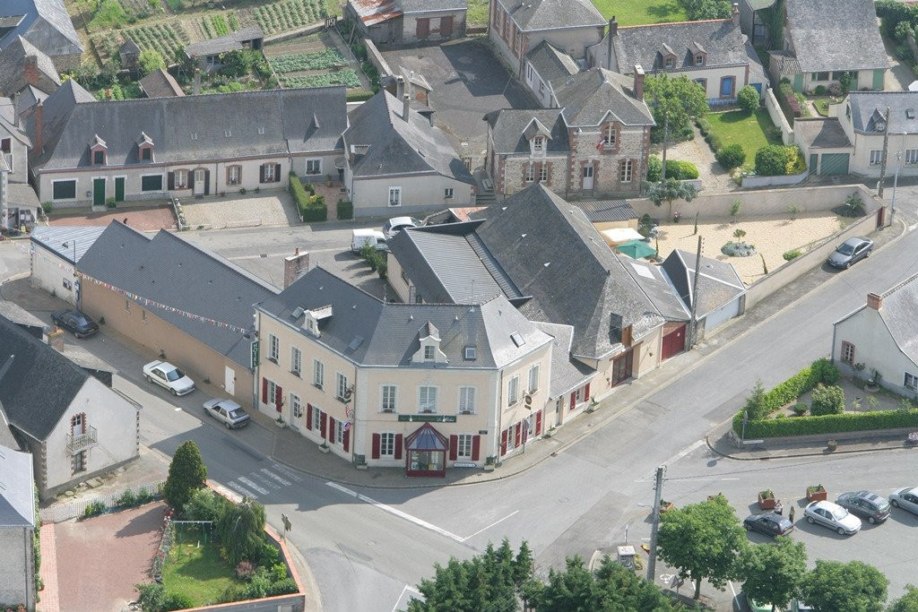 Saint-Quentin-les-Anges旅游攻略图片