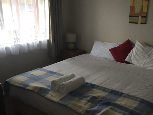 金西兰庭院酒店主图