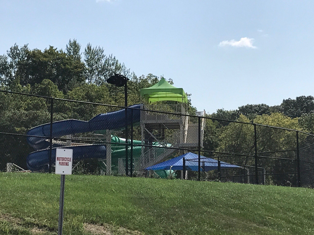 Furman Aquatic Center-艾姆斯必去景点