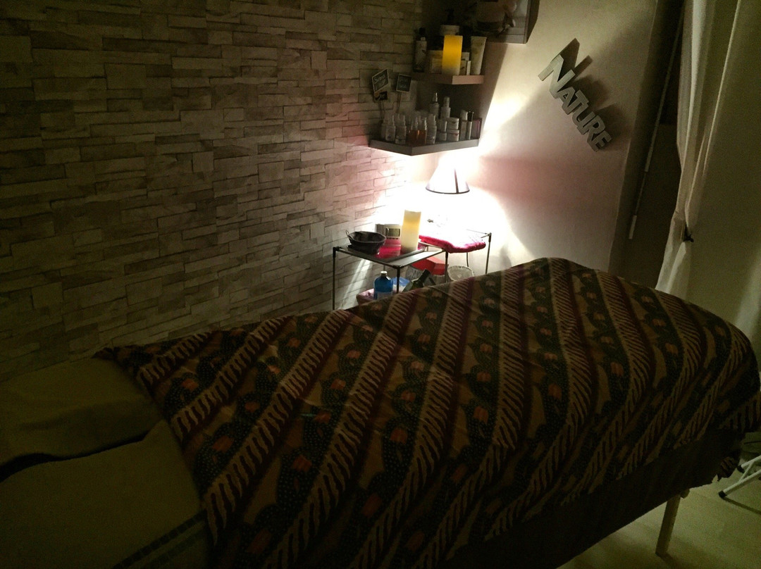 Secrets Zen salon2massage景点图片