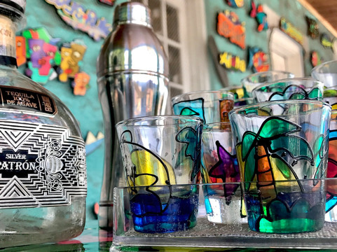 Londono Art Studio-塔彭斯普林斯必去景点