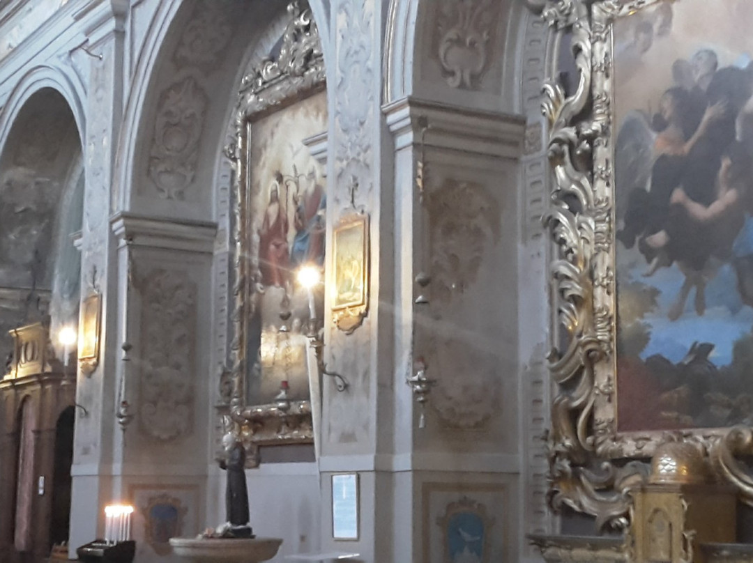 Chiesa di Santa Maria dei Servi-伊莫拉必去景点