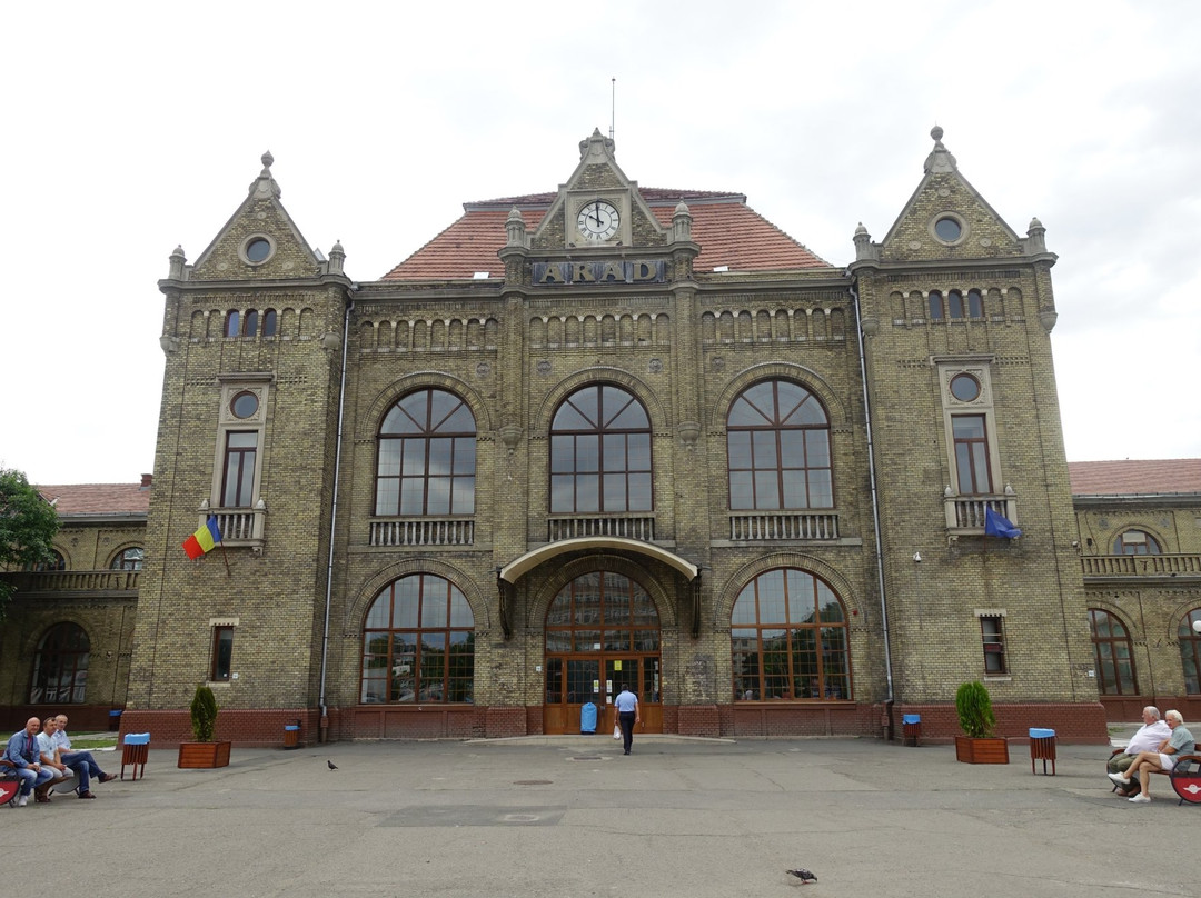 Arad Central Railway Station景点图片