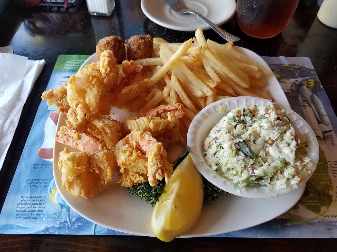 克里斯特尔里弗餐馆和美食-Peck's Old Port Cove