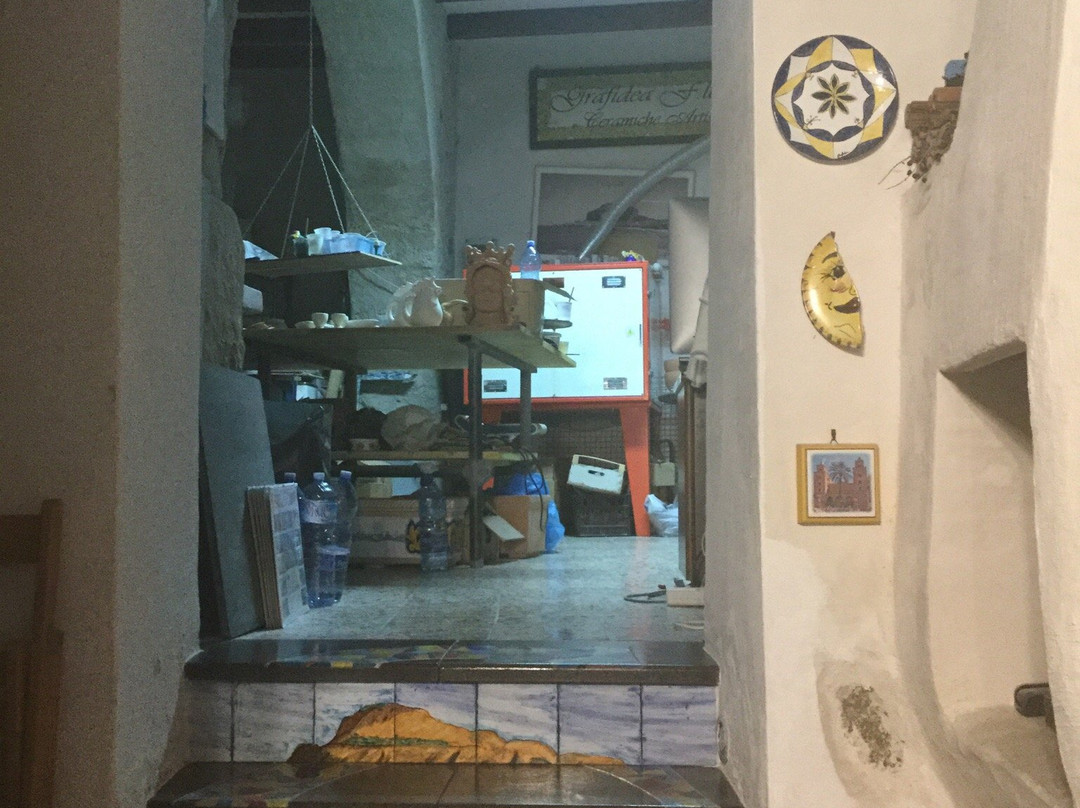 Grafidea Ceramiche dei Fratelli Saia-切法卢必去景点