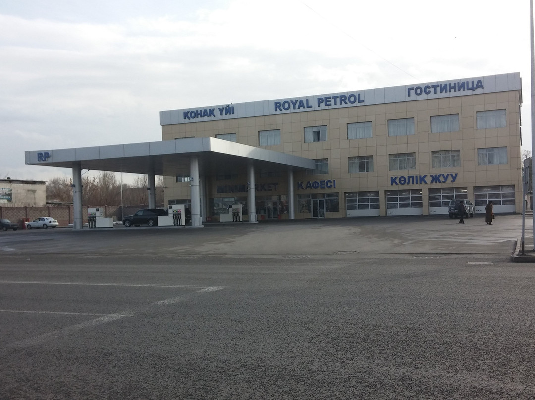 Royal Petrol Hotel主图