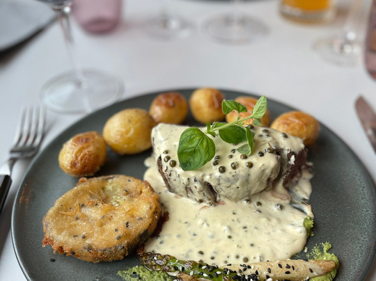 Gjogv餐馆和美食-Brimborg