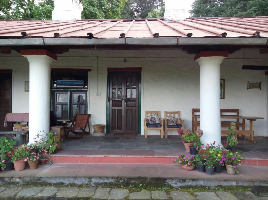The Dak Bungalow at Peora主图