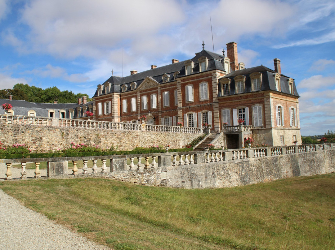 Saint-Sauveur-de-Carrouges旅游攻略图片