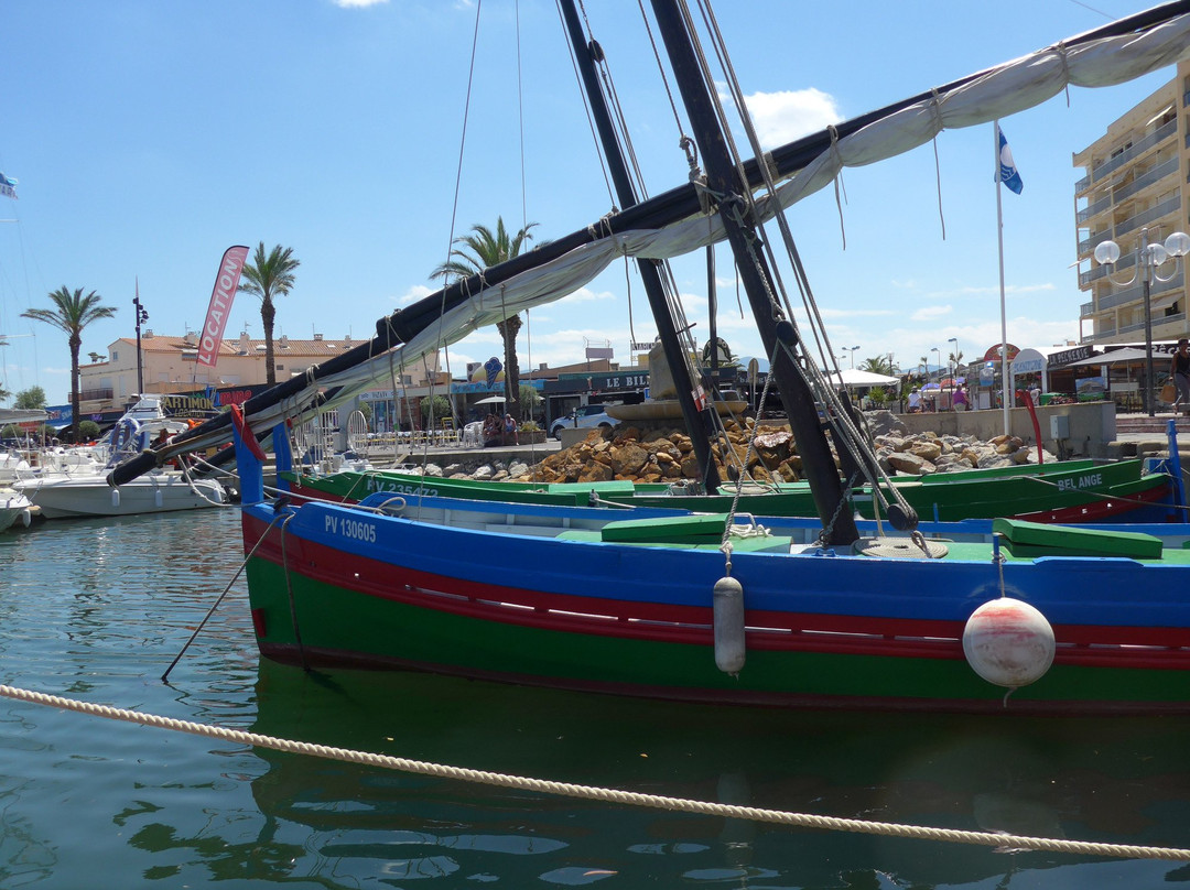 Bateau La Navette-Saint-Cyprien必去景点