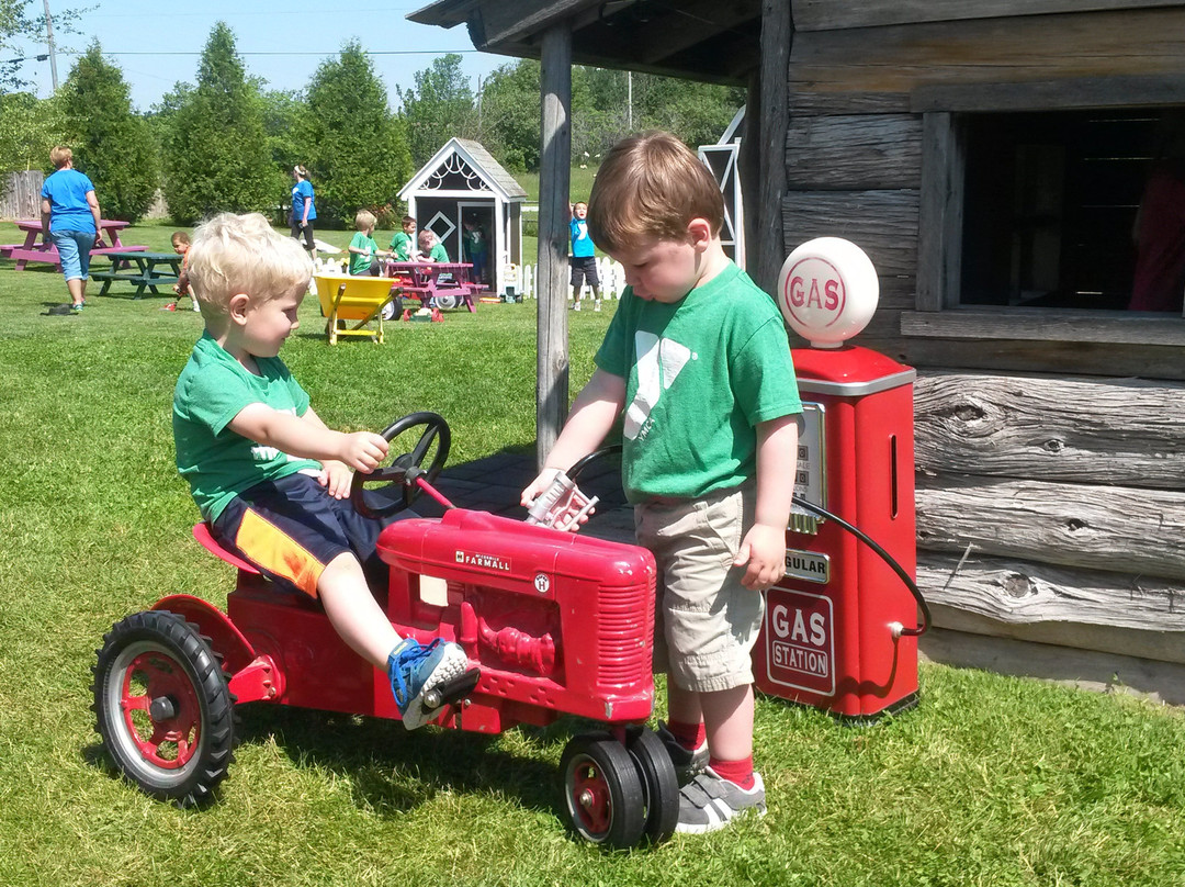 Plum Loco Animal Farm-Egg Harbor必去景点