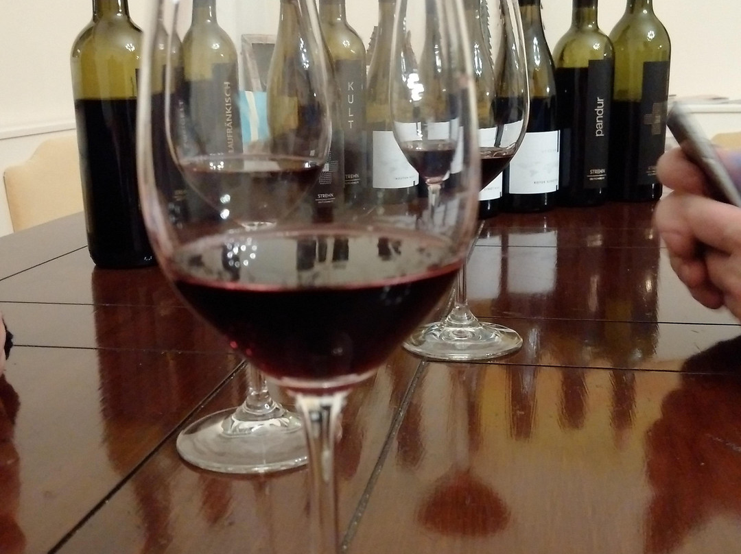 Weingut Strehn主图