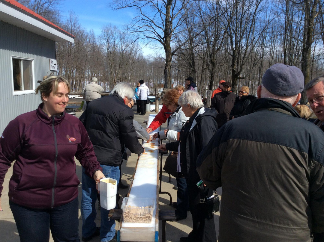 Cabane a Sucre Au Sentier de l Erable-Sainte-Julienne必去景点