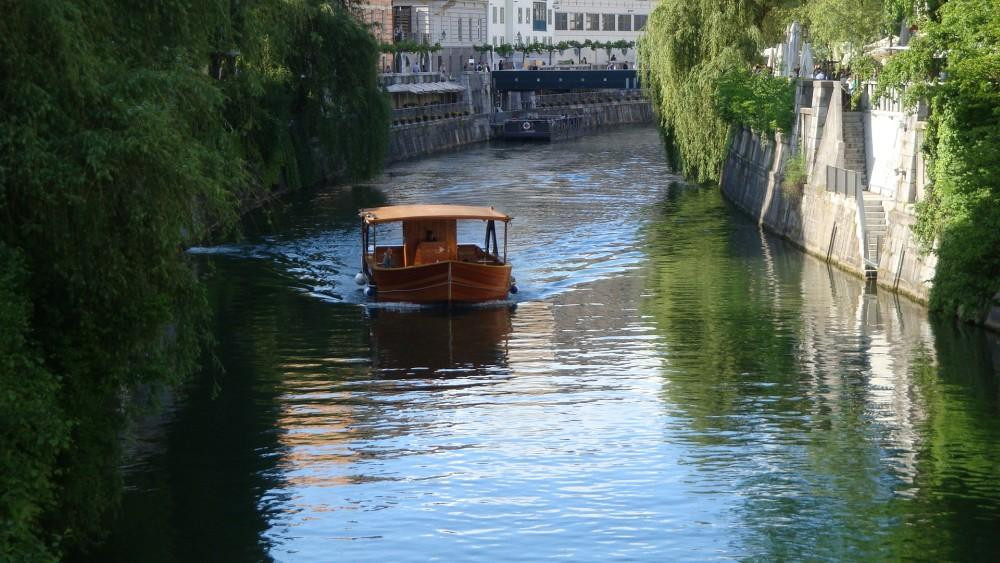LjubljanaGuides - Day Tours-卢布尔雅那必去景点