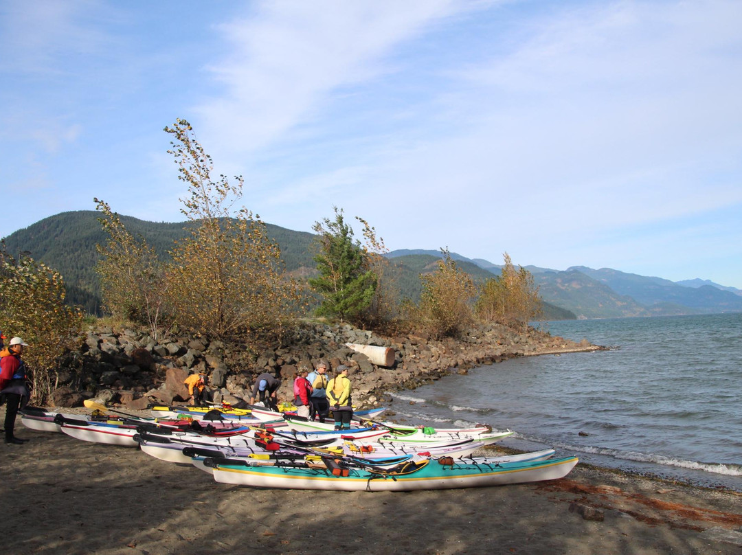 Natural West Coast Adventures-Garden Bay必去景点