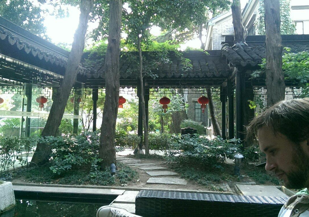 嘉定别墅花园酒店 主图