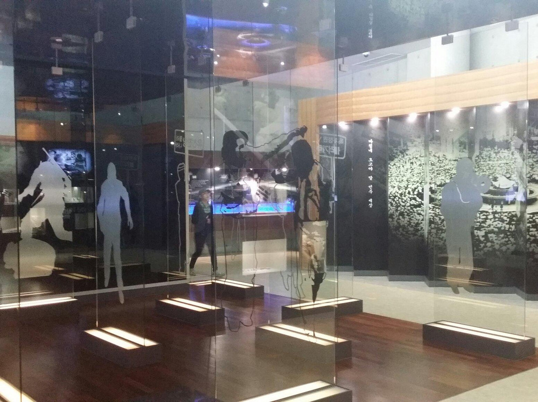 May 18th National Cemetery-光州必去景点