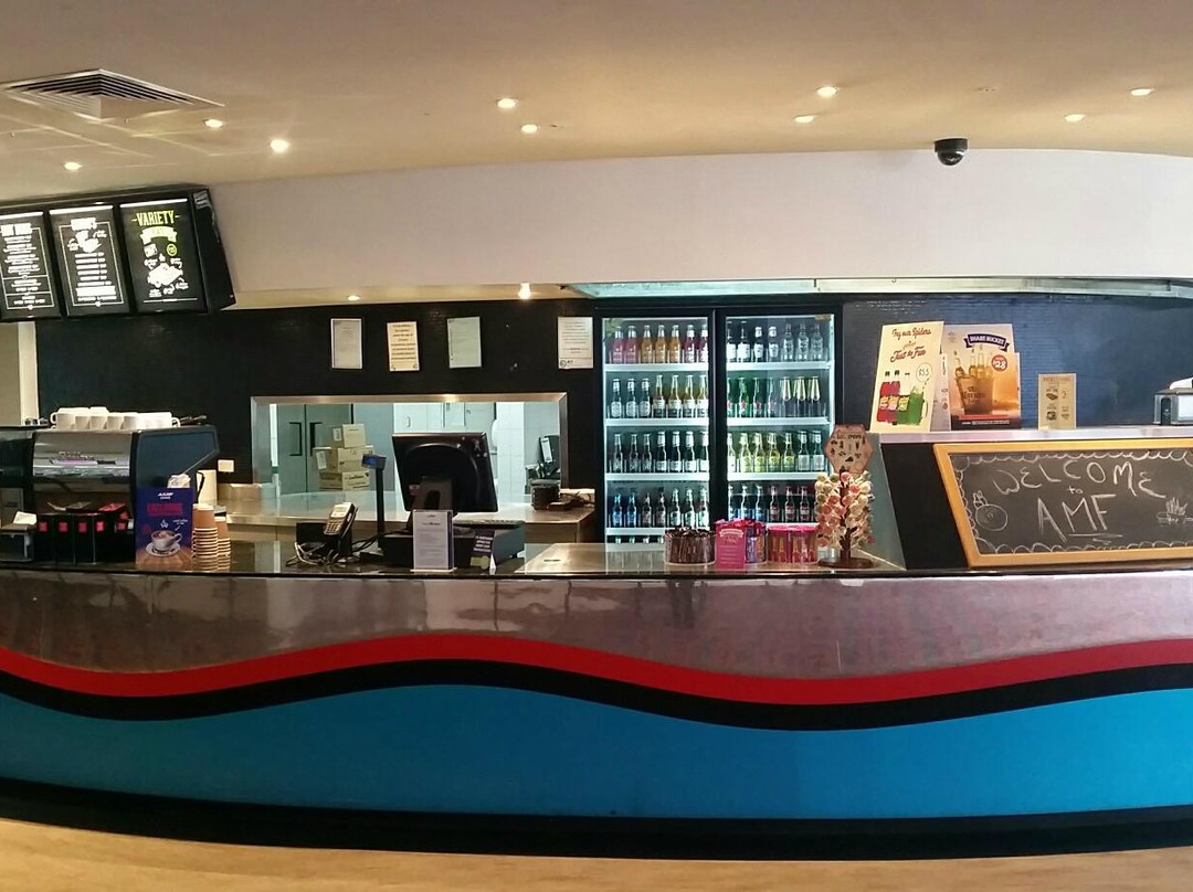 Zone Bowling Tuggeranong-Greenway必去景点