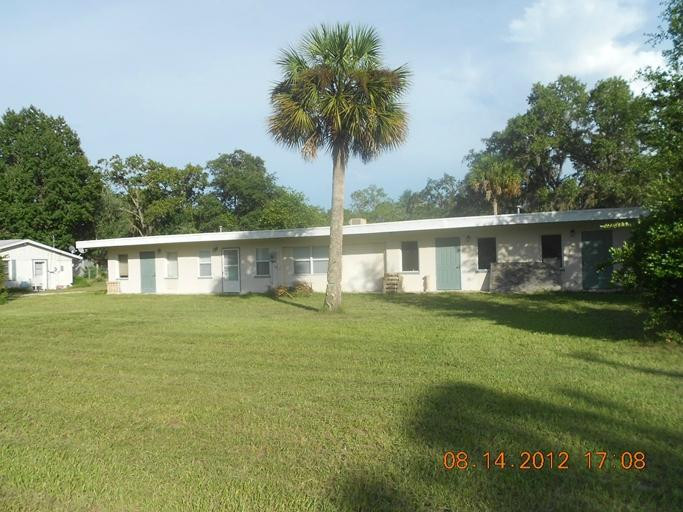 Chassahowitzka Motel