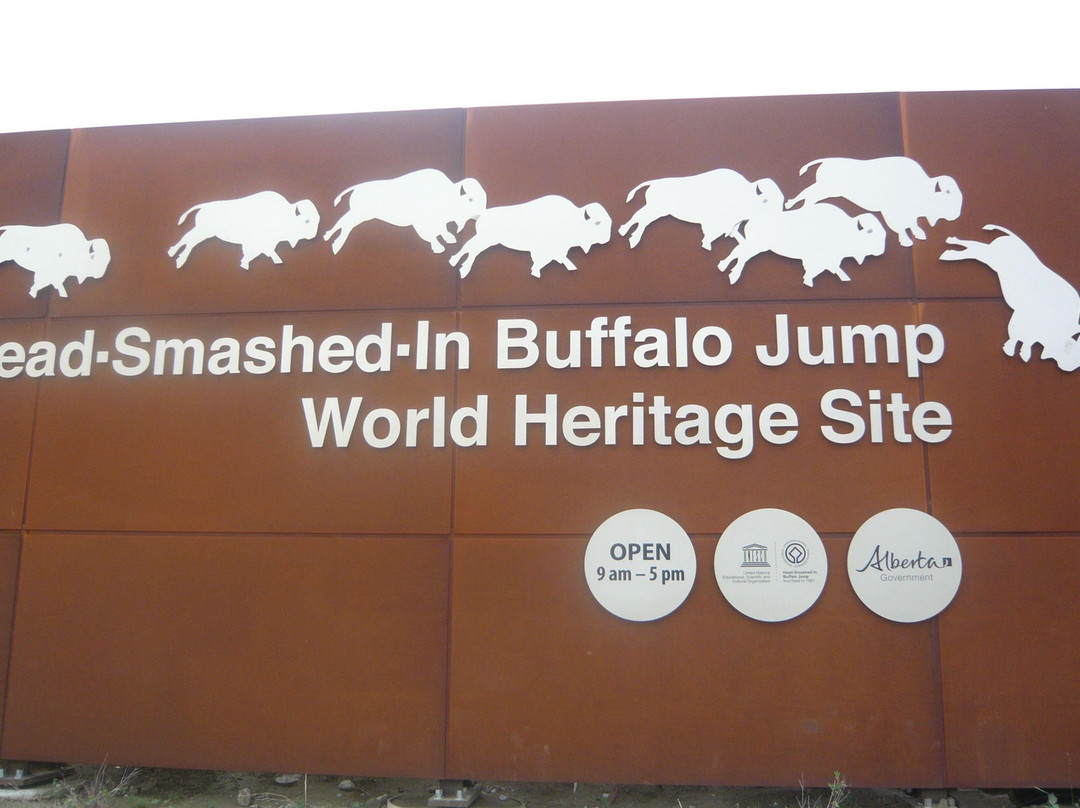 野牛碎头崖-麦克劳德堡必去景点