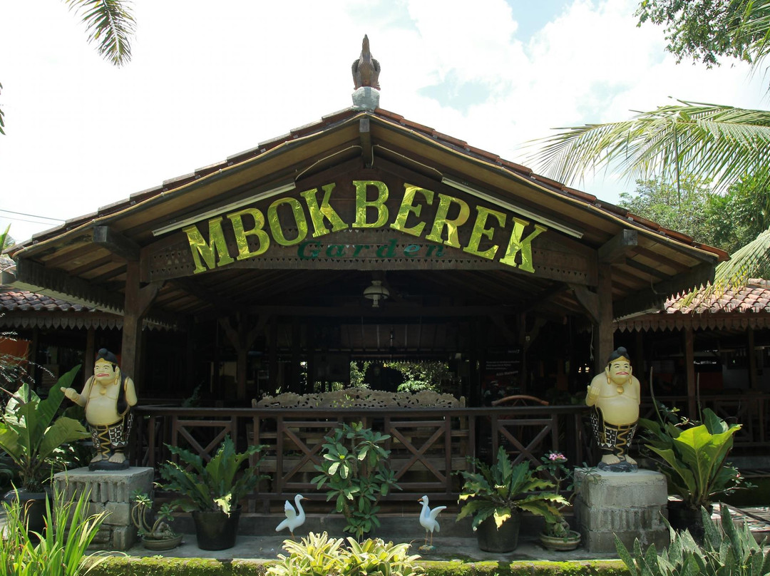 Bumijo餐馆和美食-Mbok Berek Garden Resto