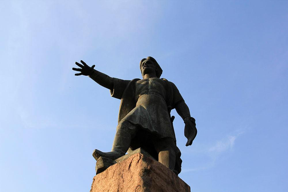 Monument Governor Andrew Dubensky-克拉斯诺亚尔斯克必去景点