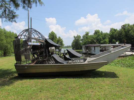 Mequet Swamp Tours-布里奥克斯桥必去景点