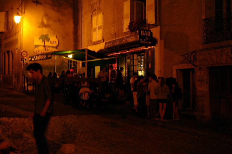 Bar le Robinson-勒皮必去景点