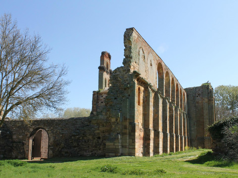 Monasterio de Santa Maria de Moreruela-Granja de Moreruela必去景点