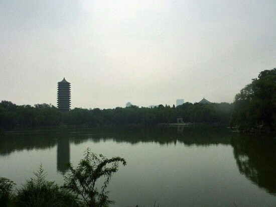 北京大学-北京市必去景点
