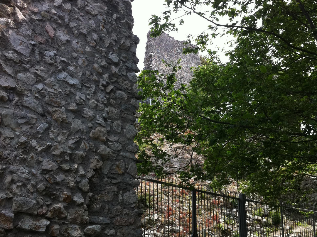 Penede Castle景点图片