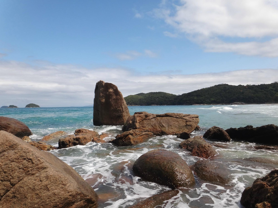 Brava Da Almada Beach-乌巴图巴必去景点