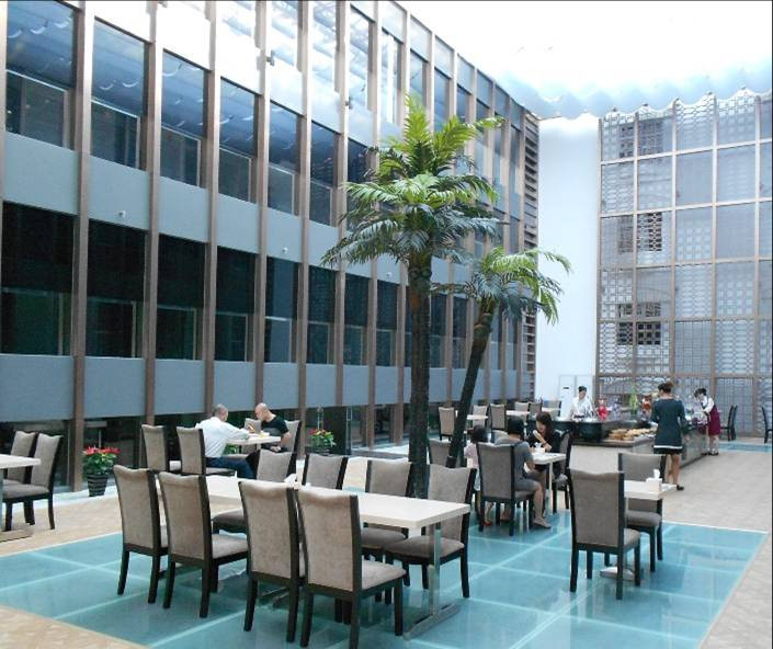 卓越大酒店主图