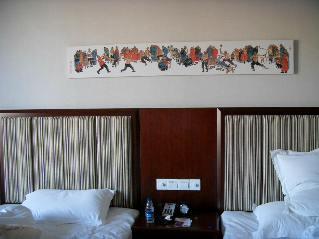 华腾美居酒店主图