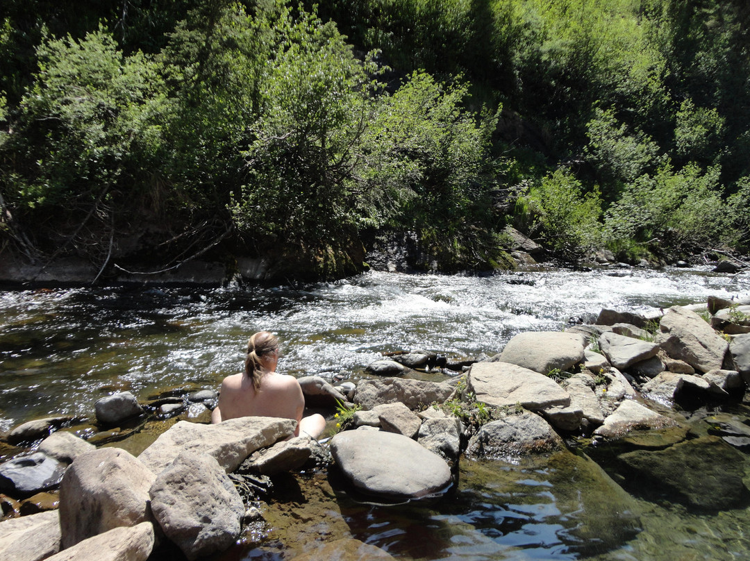 Rainbow Hot Springs-帕戈萨斯普林斯必去景点