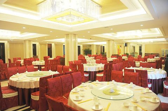 黄金海景大酒店（海口万绿园万象城店）主图