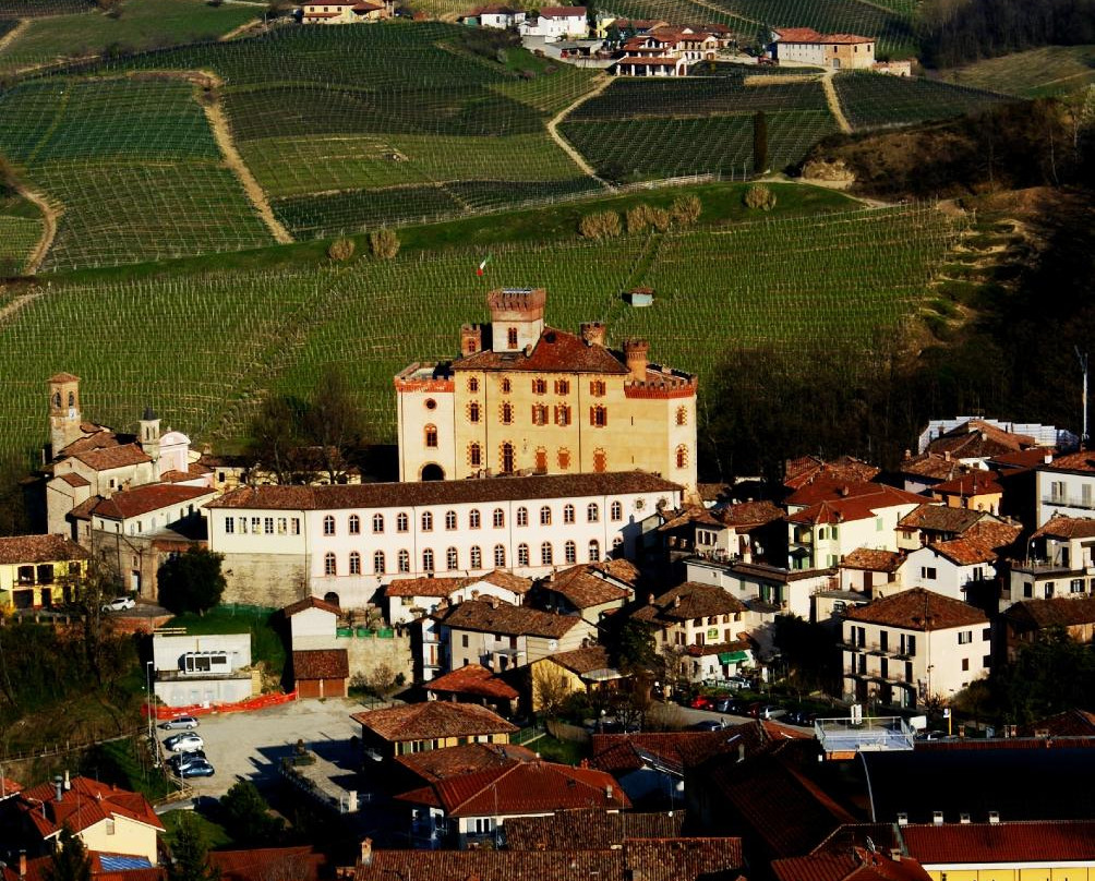 Castiglione Falletto旅游景点-Strada del Barolo e Grandi Vini di Langa