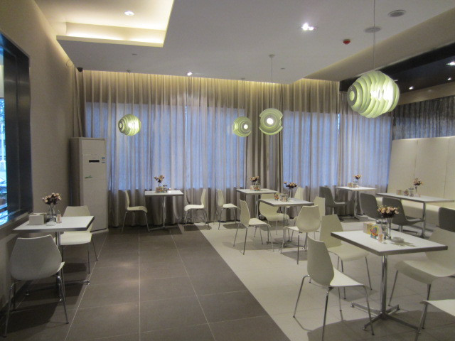 如家派柏·云酒店（蚌埠龙子湖公园店）主图