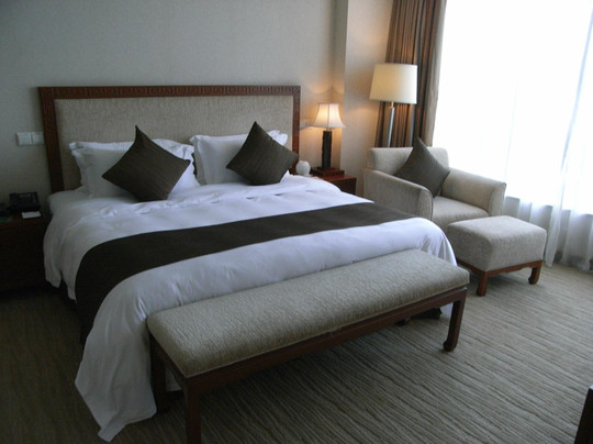 深航国际酒店主图