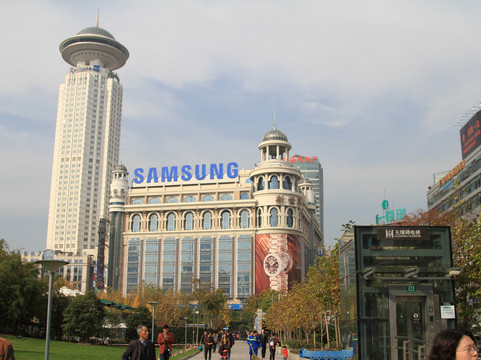 新世界城-上海市必去景点